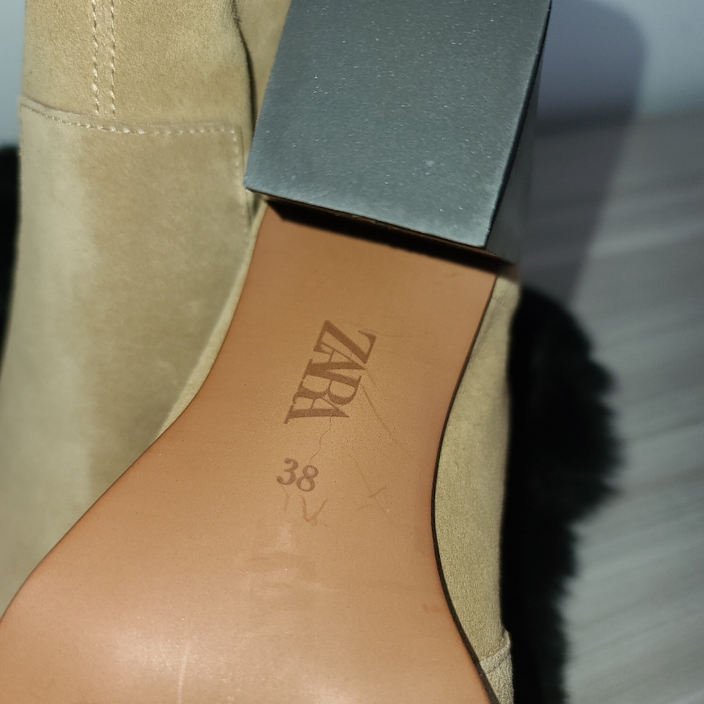 ZARA Suede Ankle Bootie NWT - Picture 3 of 7